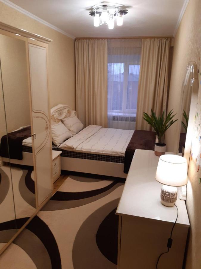 Двокімнатна Apartamento Shepetivka Exterior foto